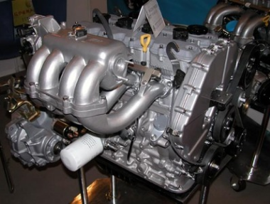 汽車(chē)發(fā)動(dòng)機(jī)維修知識(shí)
