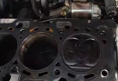 發(fā)動(dòng)汽車有困難的原因是什么？
