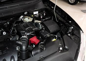 汽車發(fā)動(dòng)機(jī)日常維護(hù)中的注意事項(xiàng)
