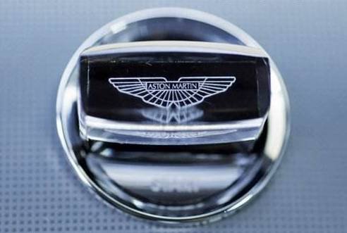 全球十大汽車(chē)車(chē)標(biāo)比美！較漂亮的竟是它??？