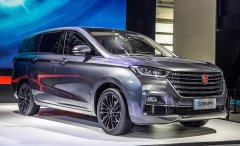 國產(chǎn)最新MPV神車，車標帶一匹