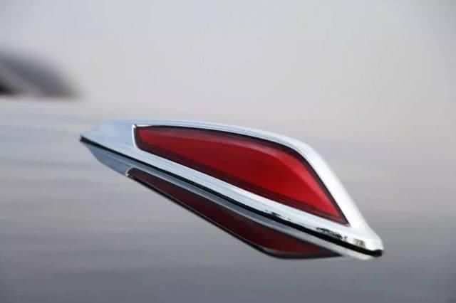 全世界較有底蘊(yùn)的3個(gè)車標(biāo)，第二個(gè)較丑，第三個(gè)為國(guó)爭(zhēng)光！