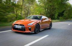 這些車只需要一個Logo，分分鐘