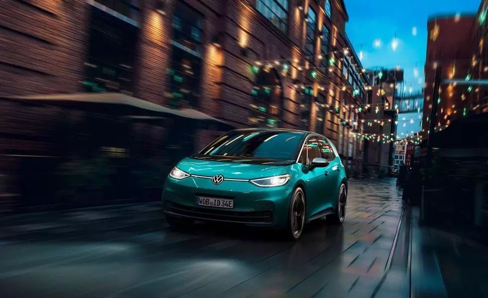 大眾全新車標(biāo)官宣：新的品牌設(shè)計(jì)，標(biāo)志著大眾全新的開始！