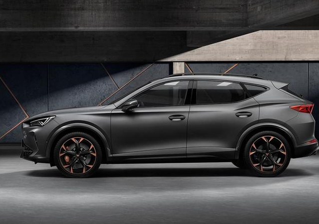 大眾途觀L換殼車，顏值媲美保時捷，5.4秒破百掛回旋鏢車標(biāo)